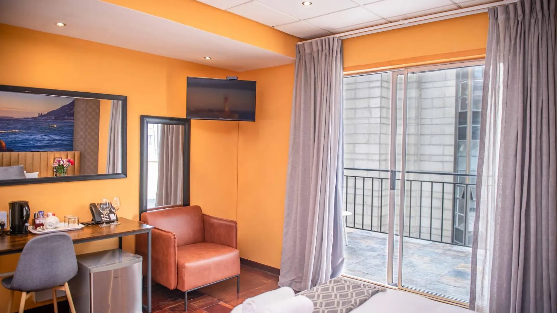 ***  Cape Diamond Boutique Hotel Cape Town South Africa